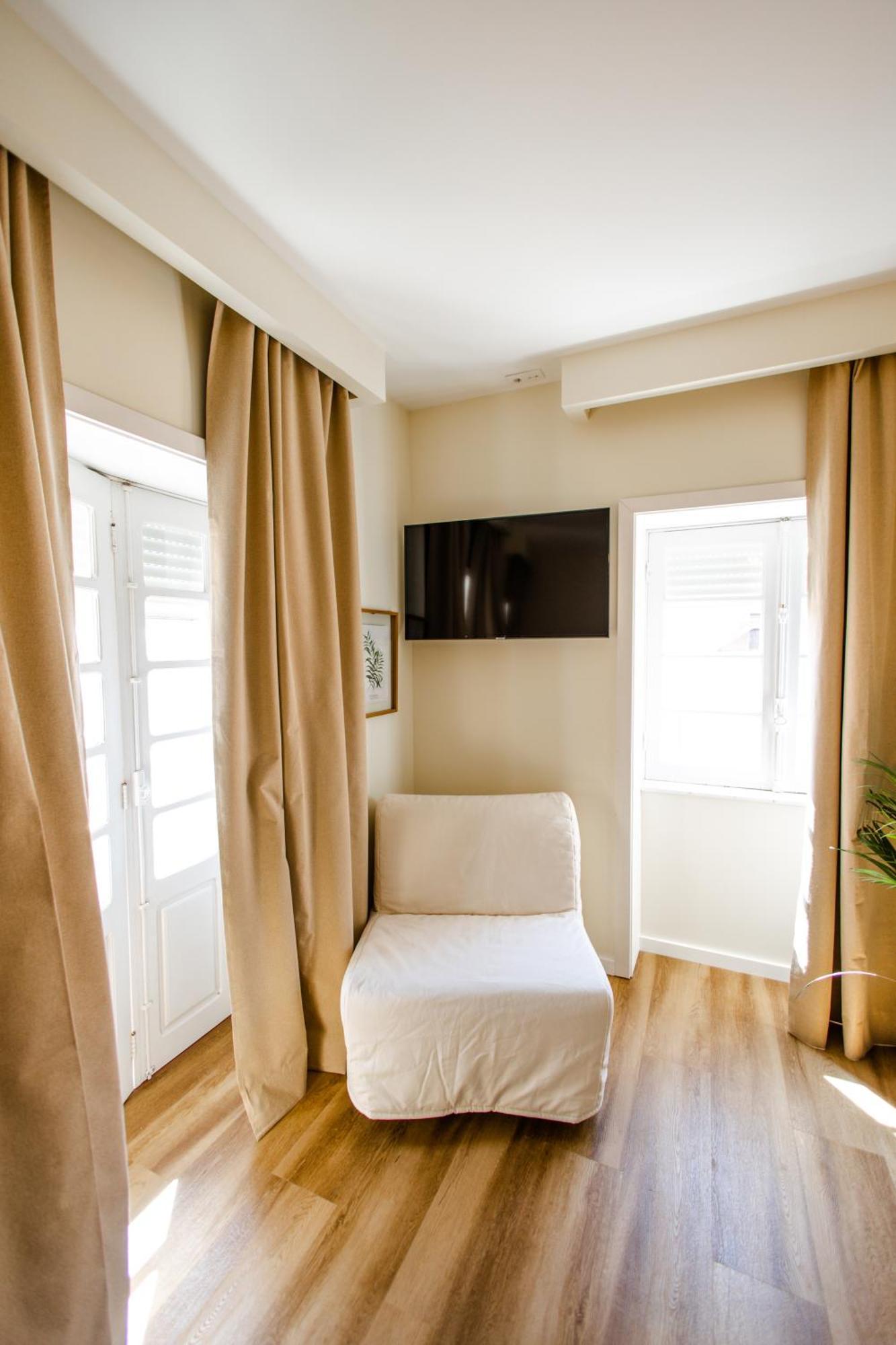Green Coast Surf House Эшпинью Экстерьер фото